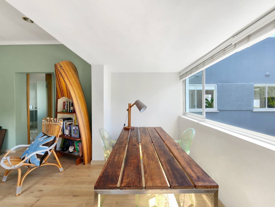 1 Bedroom Property for Sale in Sea Point Western Cape